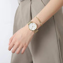 Reloj Femenino Hanna Clean con Pulsera Lux de Regalo